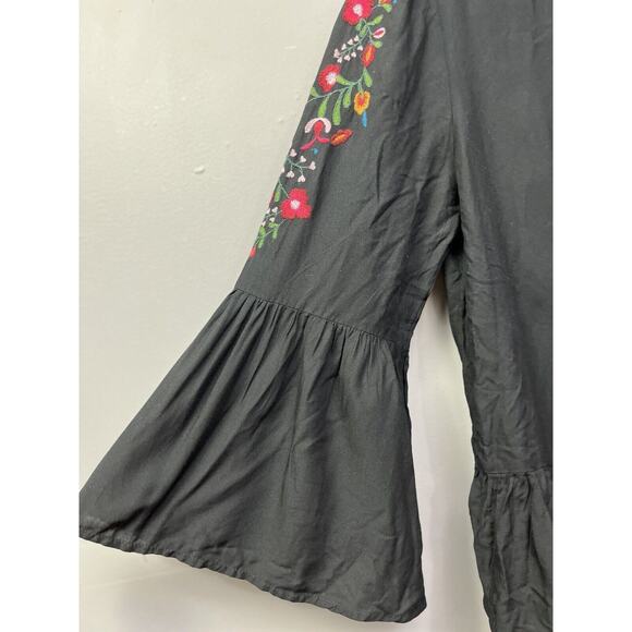BeachLunchLounge Peasant Blouse Top Women's Medium tunic Black‎ Embroidered - Picture 5 of 7